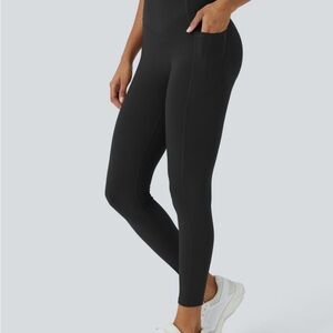 HALARA Black UltraSculpt leggings- Small